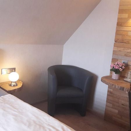 Hotel -Winterfelder Hof Apenburg-Winterfeld エクステリア 写真