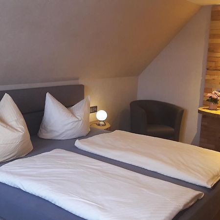 Hotel -Winterfelder Hof Apenburg-Winterfeld エクステリア 写真
